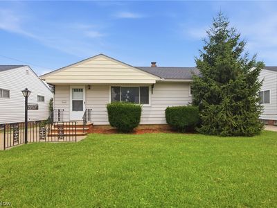 29967 Regent Rd, Wickliffe, OH, 44092