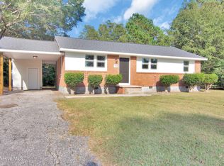 103 Armstrong Dr, Jacksonville, NC 28540