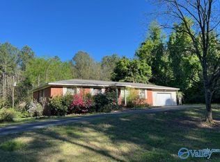 4076 Barkley Bridge Rd, Hartselle, AL 35640