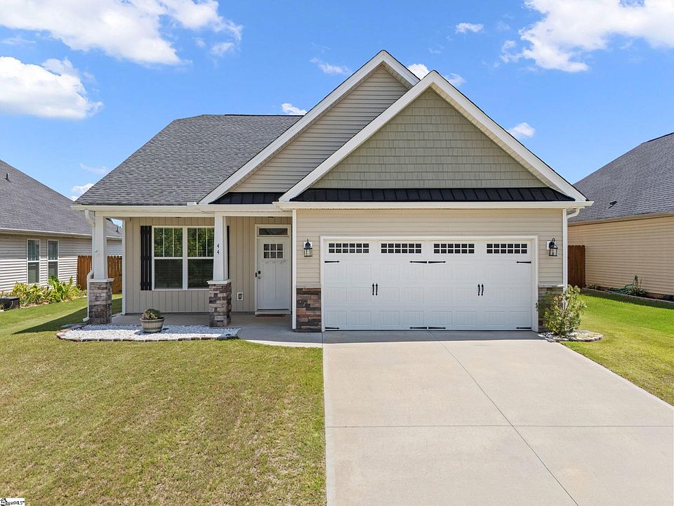 1st image of 44 Tannery Dr