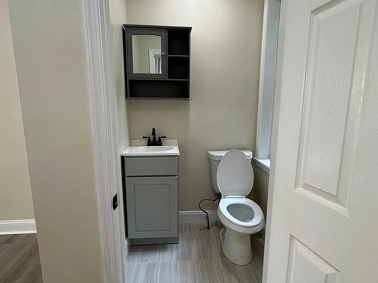 1715 N Taney St — Photo 8
