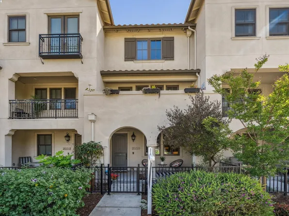 2110 Clement Ave, Alameda, CA 94501