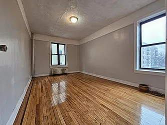 350 Empire Boulevard, #2E