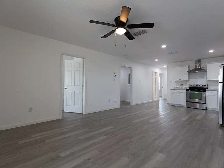 1010 County Road 4516 — Photo 4