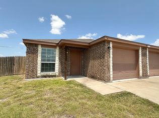 901 Lasso Dr, Killeen, TX 76543