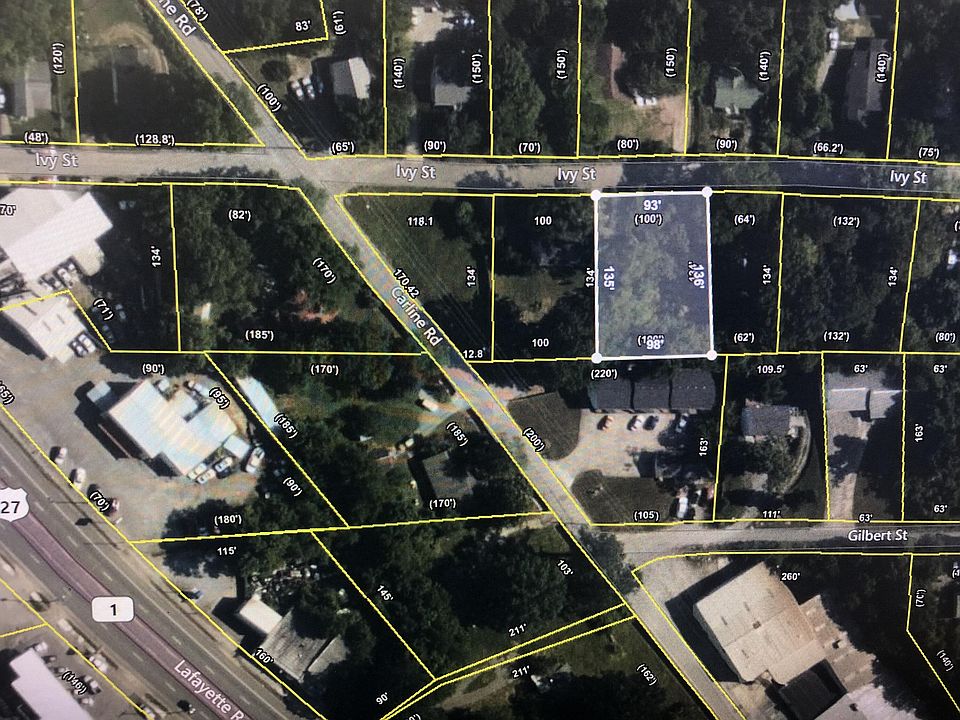 2nd image of 206 Ivy St