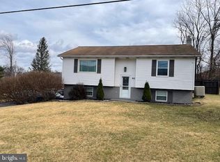 82 Kristi Ln, Lewistown, PA 17044