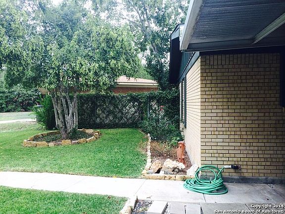 2nd image of 5314 E Arrowhead Dr
