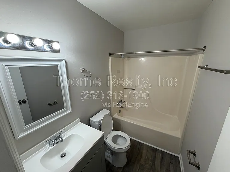 2257 Sherwood Ave — Photo 18
