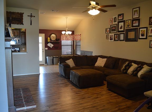 3rd image of 4206 W Aggie Dr