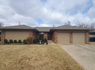 2205 Butternut Pl, Edmond, OK 73013