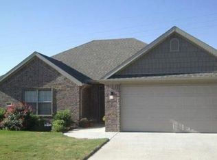 430 Sorrento Dr, Centerton, AR 72719