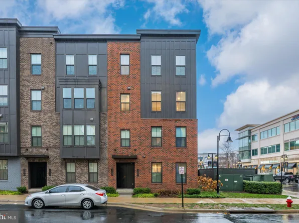 44680 Provincetown Dr, Ashburn, VA 20147