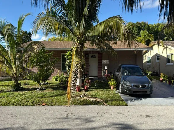 4712 NW 50th Ct, Tamarac, FL 33319