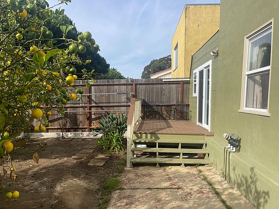 5th image of 485 Eucalyptus Dr #102