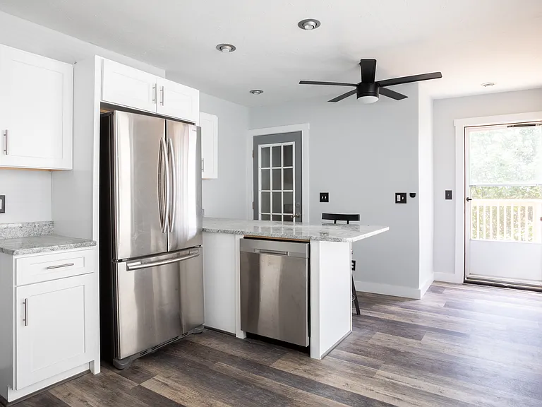 71 Old Harbor St #2 — Photo 5