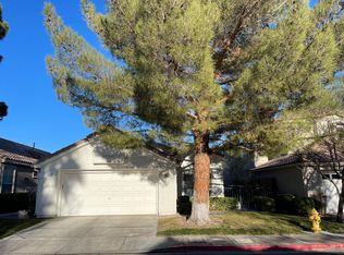 9320 Eagle Ridge Dr #1, Las Vegas, NV 89134