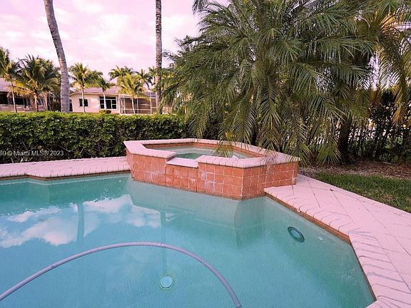 5th image of 10997 Canary Island Ct