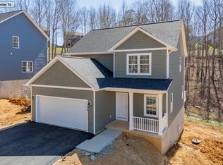 1490 Walnut Ridge Rd, Christiansburg, VA 24073