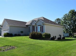306 6th St NE, Mount Vernon, IA 52314