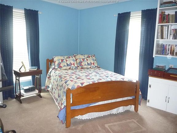 5th image of 392 Campbells Creek Dr