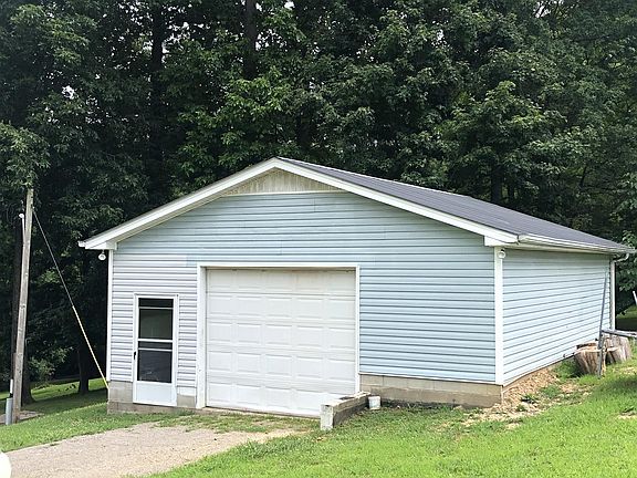 4th image of 330 Lake Westmoreland Rd