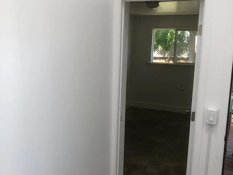 411 Cedar St #E — Photo 4