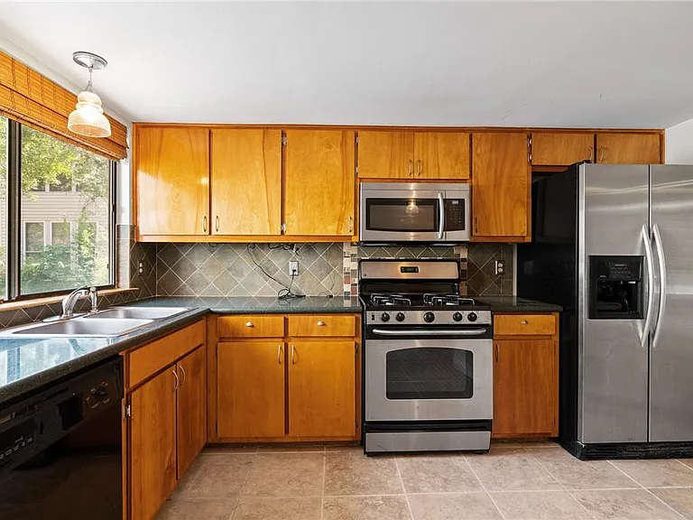 2500 Enfield Rd #3 — Photo 9