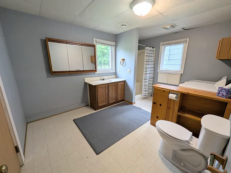 420 Madison St — Photo 6