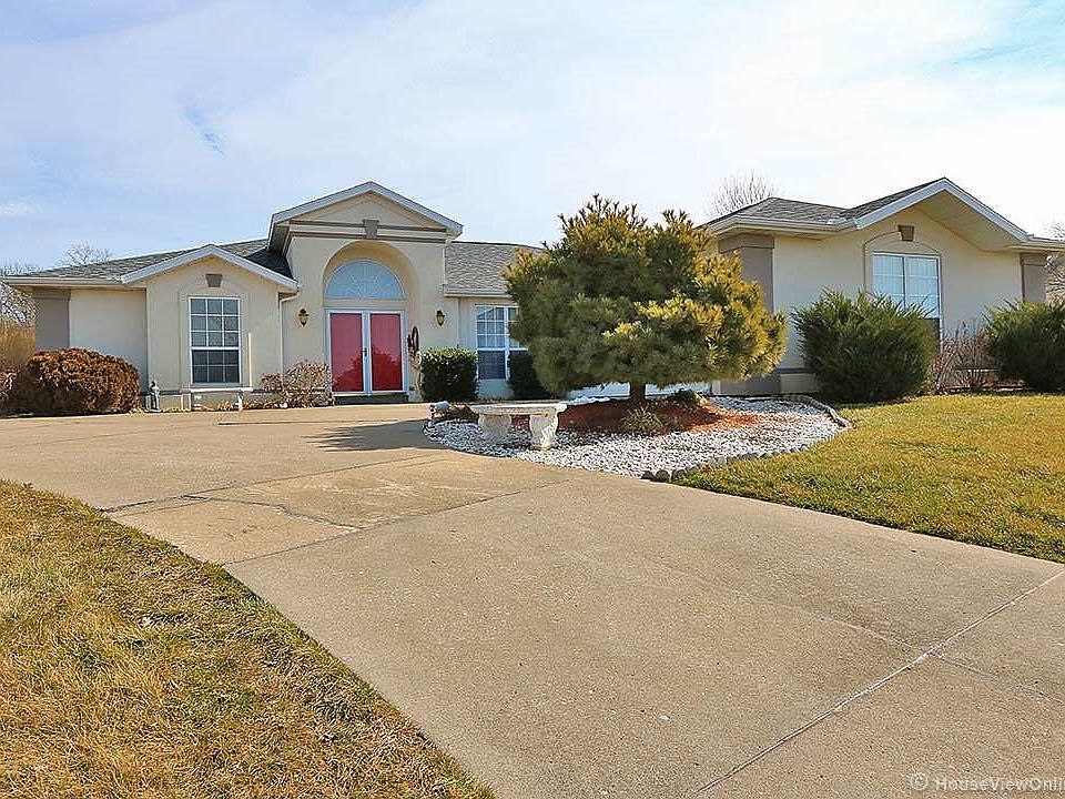 1st image of 3037 Cannon Ln