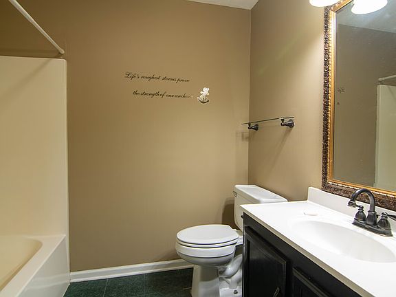 1755-S-TALLOWOOD-Bathroom-1_01172023