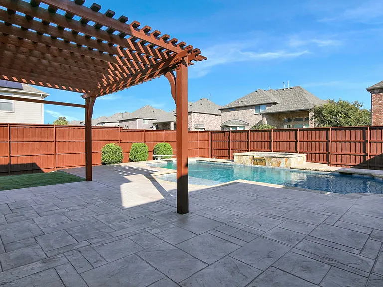 1615 Bryce Canyon Ln — Photo 47