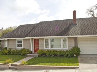 307 14th St, Pacific Grove, CA 93950