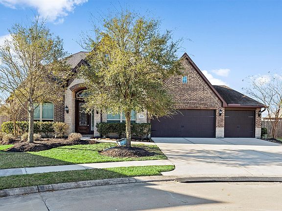 5th image of 28703 Havenport Dr