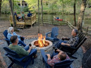 854 Navaho Way, Ellijay, GA 30540