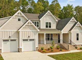 3087 Poe Rd, Soddy Daisy, TN 37379