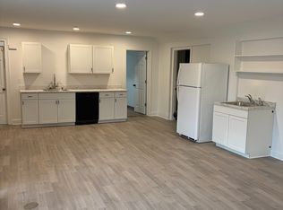213 E Main St #B1, Tuckerton, NJ 08087