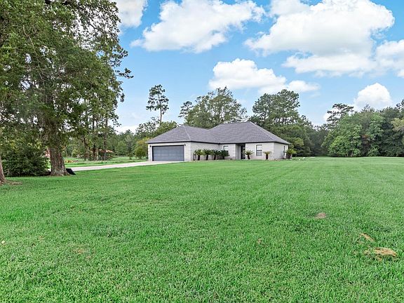 3rd image of 3551 Little Cypress Dr