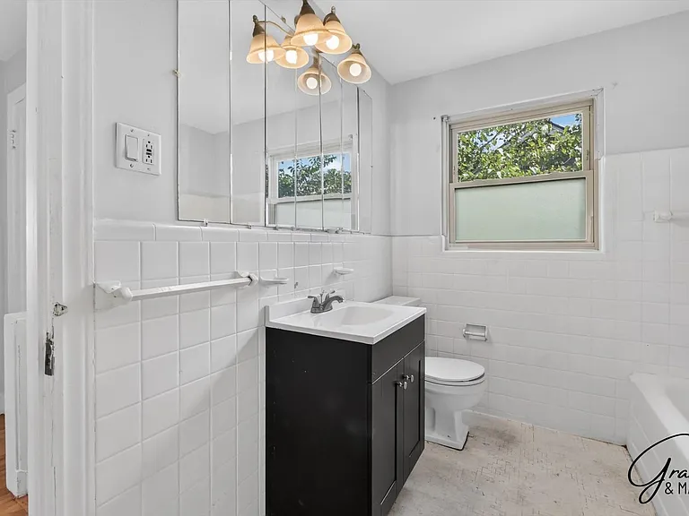 5911 Somerset Ave — Photo 22
