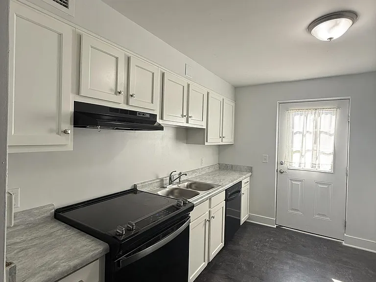 2340 Denniston Ave SW #66 — Photo 4