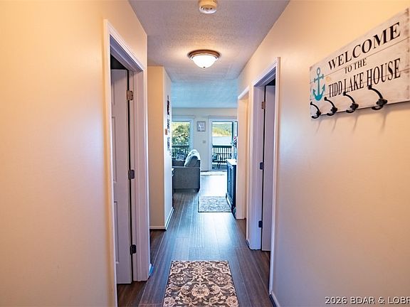 5th image of 134 Turning Leaf Ln