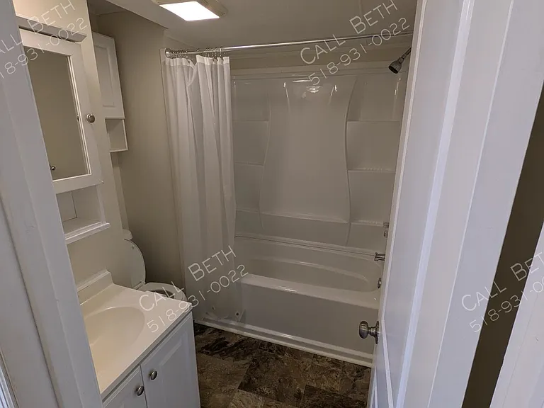 15 Krista Ln — Photo 5