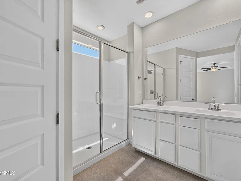 3737 S 64th Ln — Photo 27