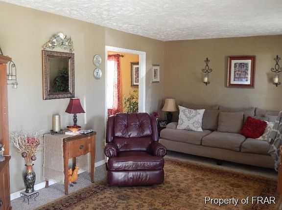 4th image of 6110 Hedingham Dr