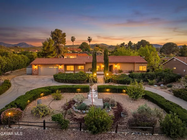 31817 Saint Anne Dr, Llano, CA 93544