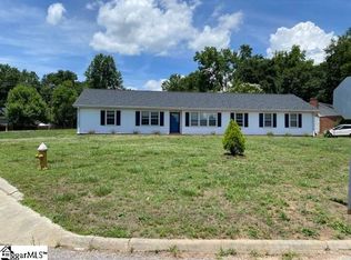 1 Georgetown Cir, Taylors, SC 29687