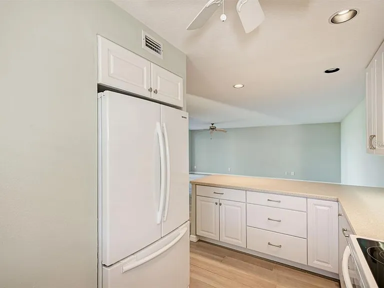 4660 Ocean Blvd #G1 — Photo 13