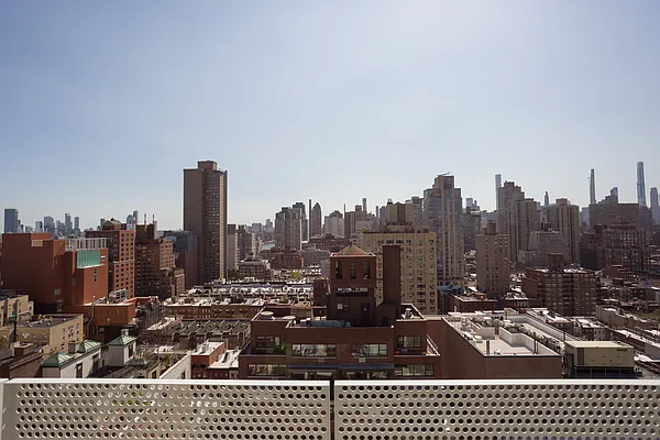 Rented by Bond New York | media 30