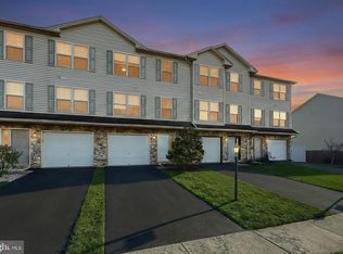 440 Fisher Dr, York, PA 17404