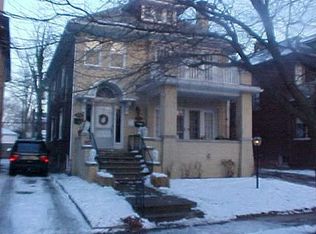 1018-1020 Beaconsfield Ave, Grosse Pointe Park, MI 48230